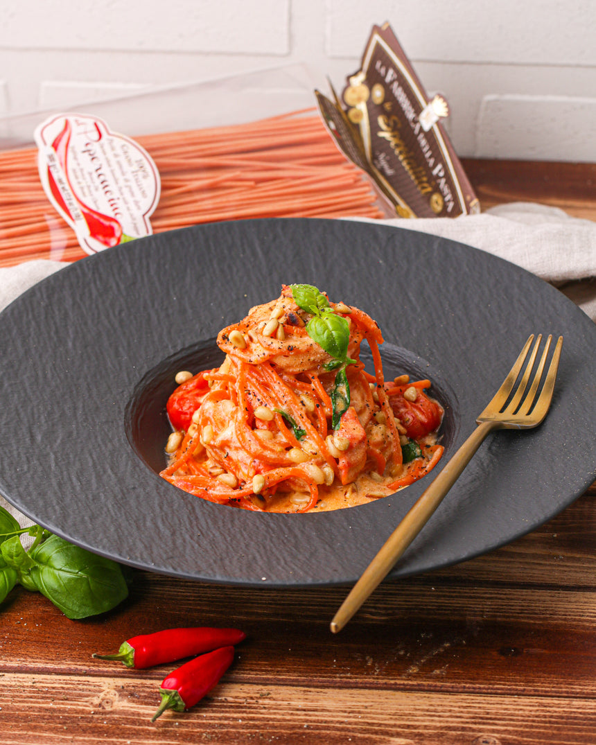 Spaghetti al Peperoncino mit Burrata-Tomaten-Sauce